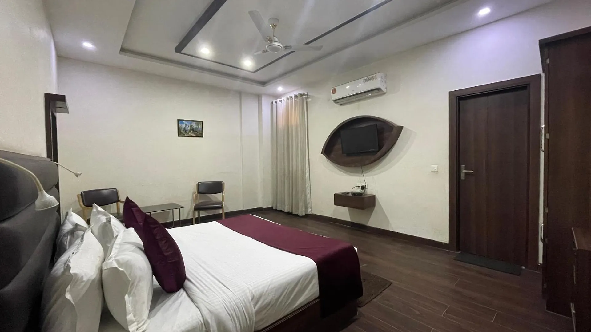 Hotel Opal Courtyard Agra