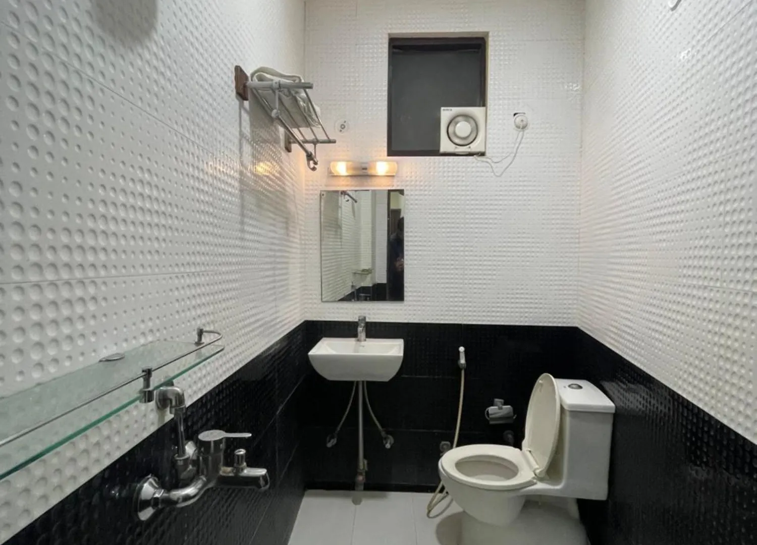 Hotel Opal Courtyard Agra  0*, Agra (Uttar Pradesh) India